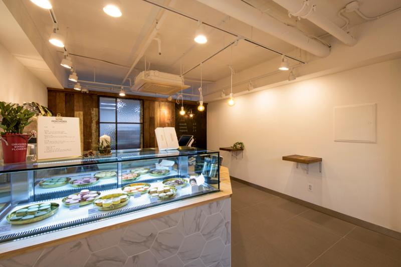 简约 11 坪蒙莫丽亚甜点店 精致大理石风格空间-4