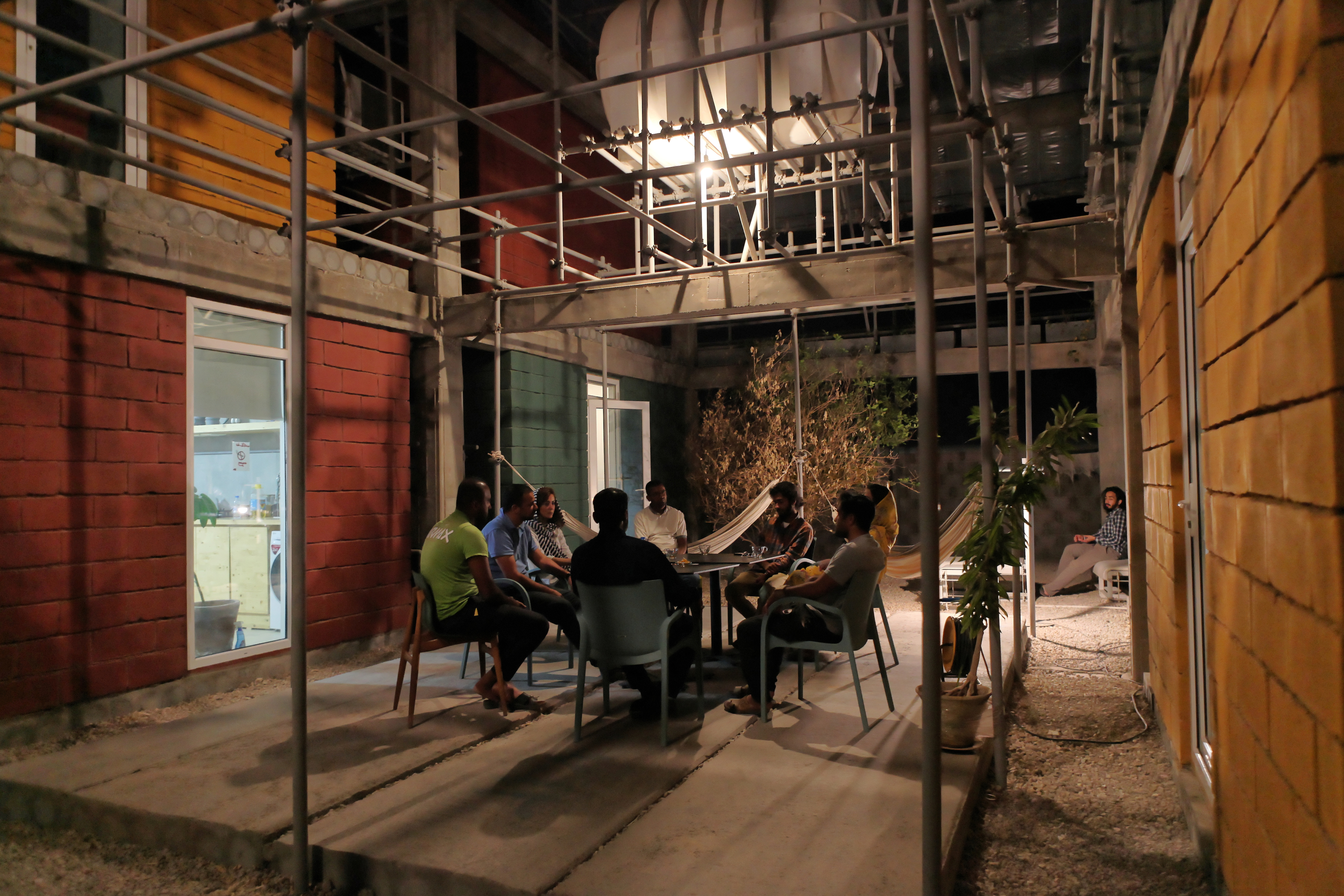 2021 年伊朗霍尔木兹岛的新型灵活住宅设计丨ZAV Architects-11