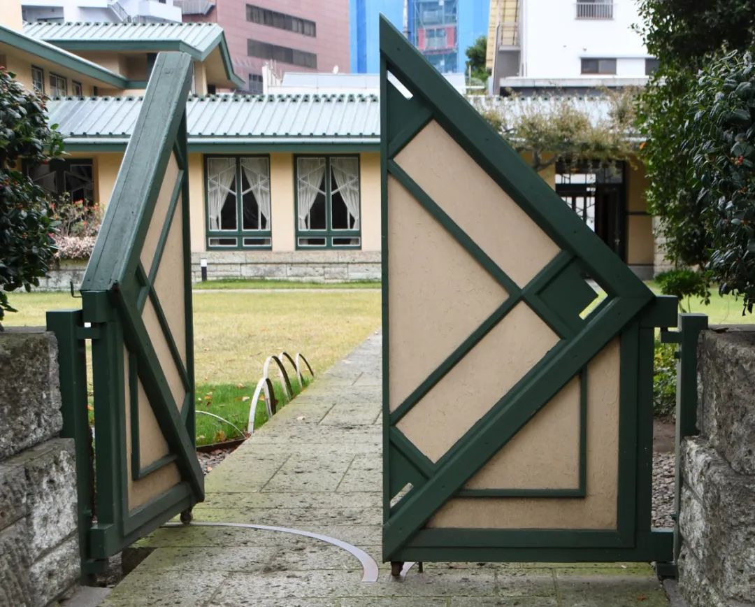 自由学园明日馆丨日本东京丨弗兰克·劳埃德·赖特,远藤新-9
