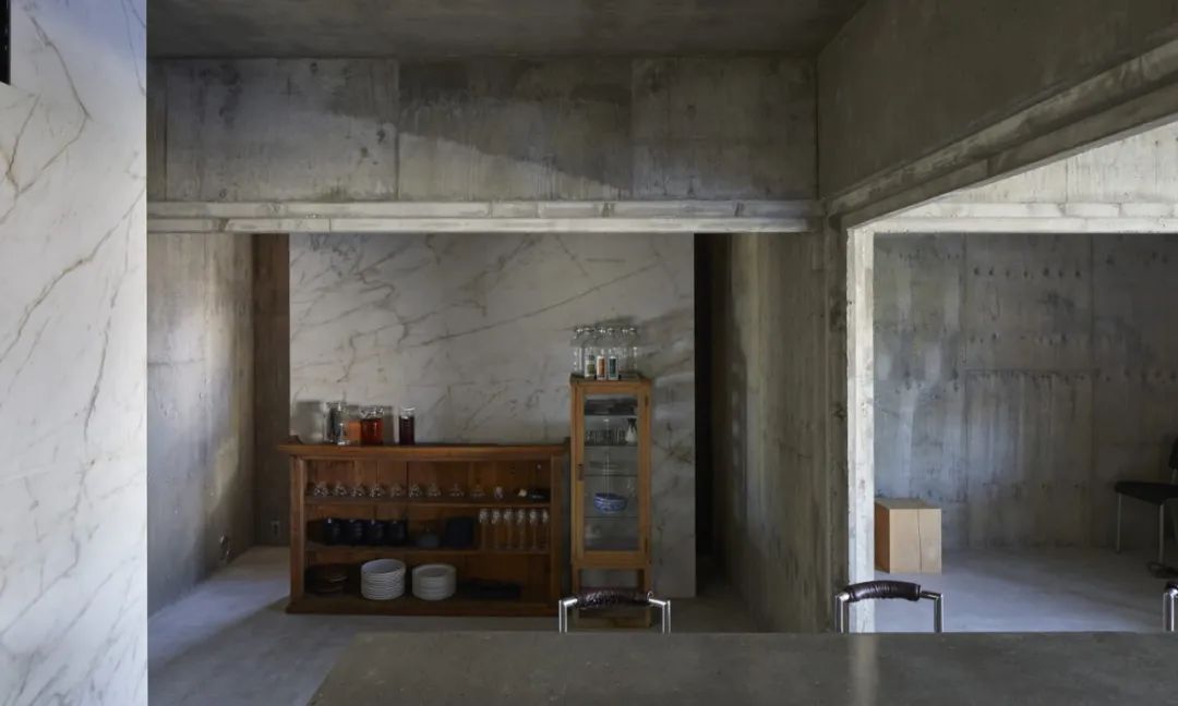 东京混凝土洞穴·极简主义私人住宅丨日本东京丨Suppose Design Office-41