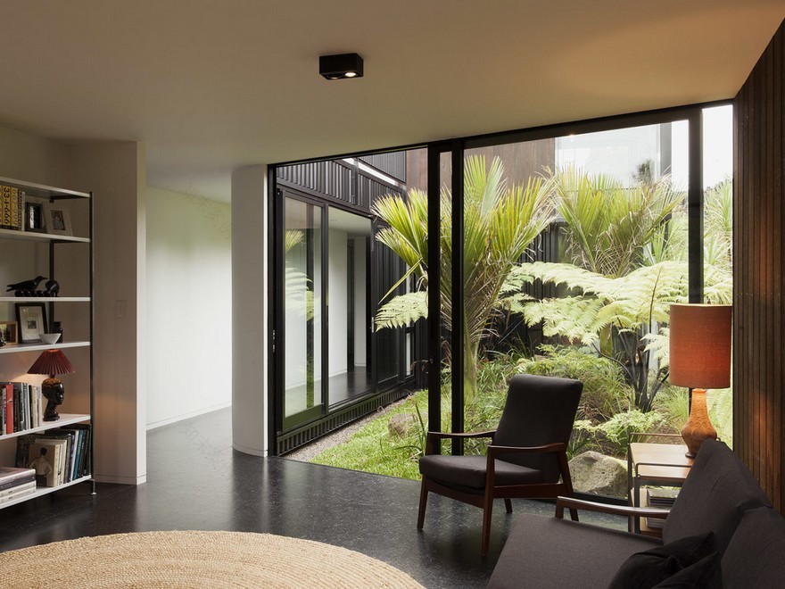 Modern Steel-Framed Home With Extensive Views Over Auckland-27