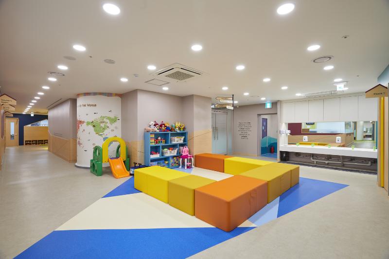 260 平简约儿童教育空间设计-8