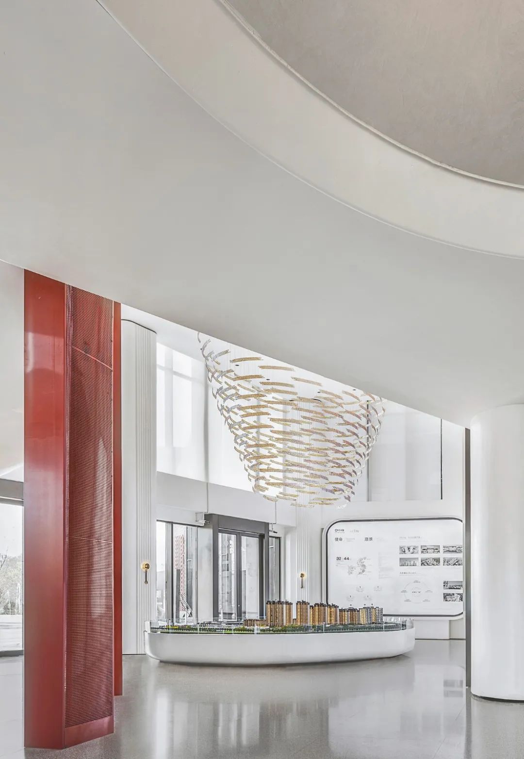 济南中骏天誉售楼处 | 现代复古风格演绎历史与未来对话-8