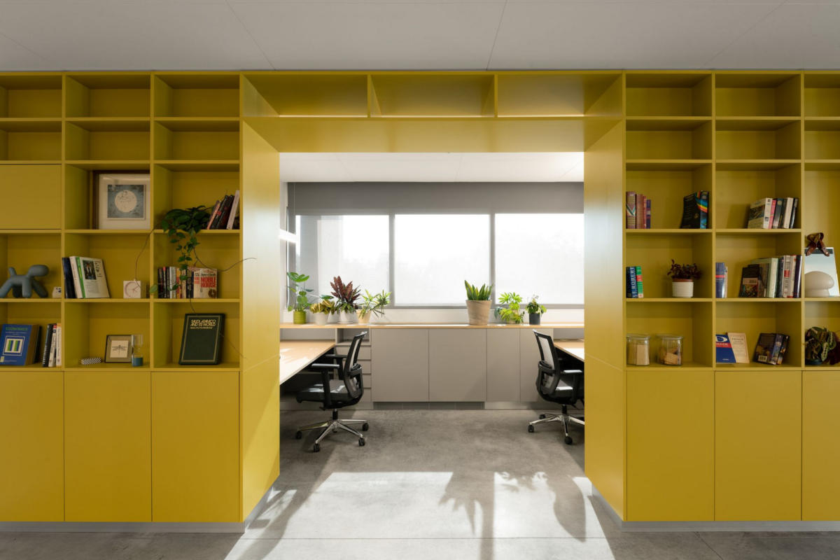 多彩集装箱,打造 Sorpol Logistic Center 办公室-10