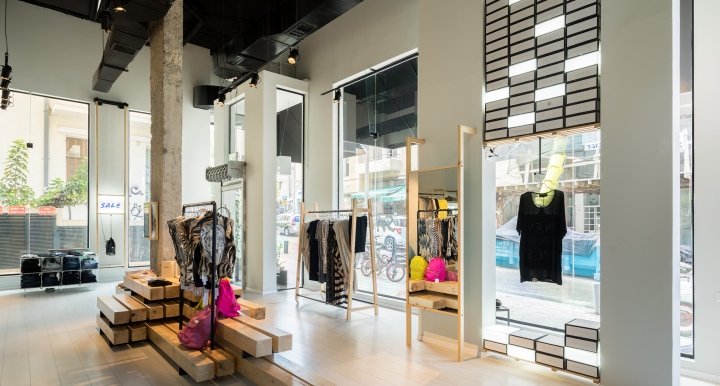 Belle & Sue Tel Aviv 时尚店铺设计-7