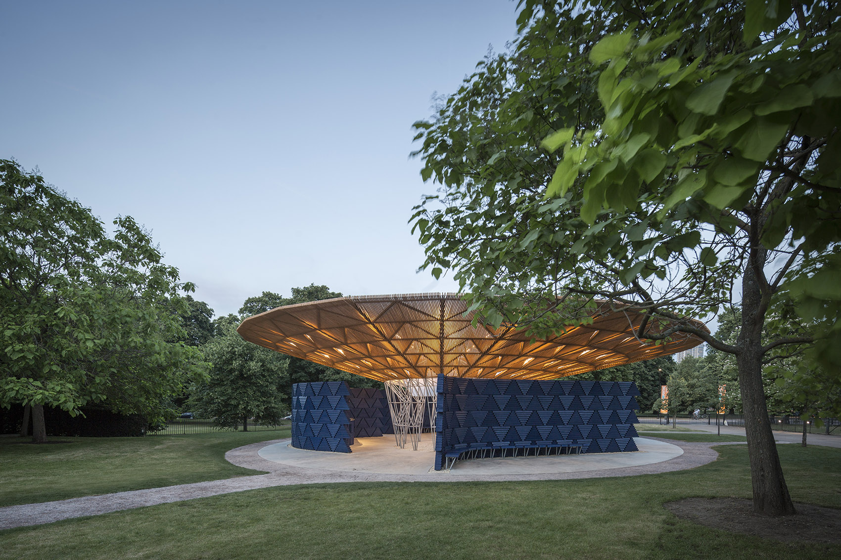 蛇形展厅2017，伦敦 / Kéré Architecture-78