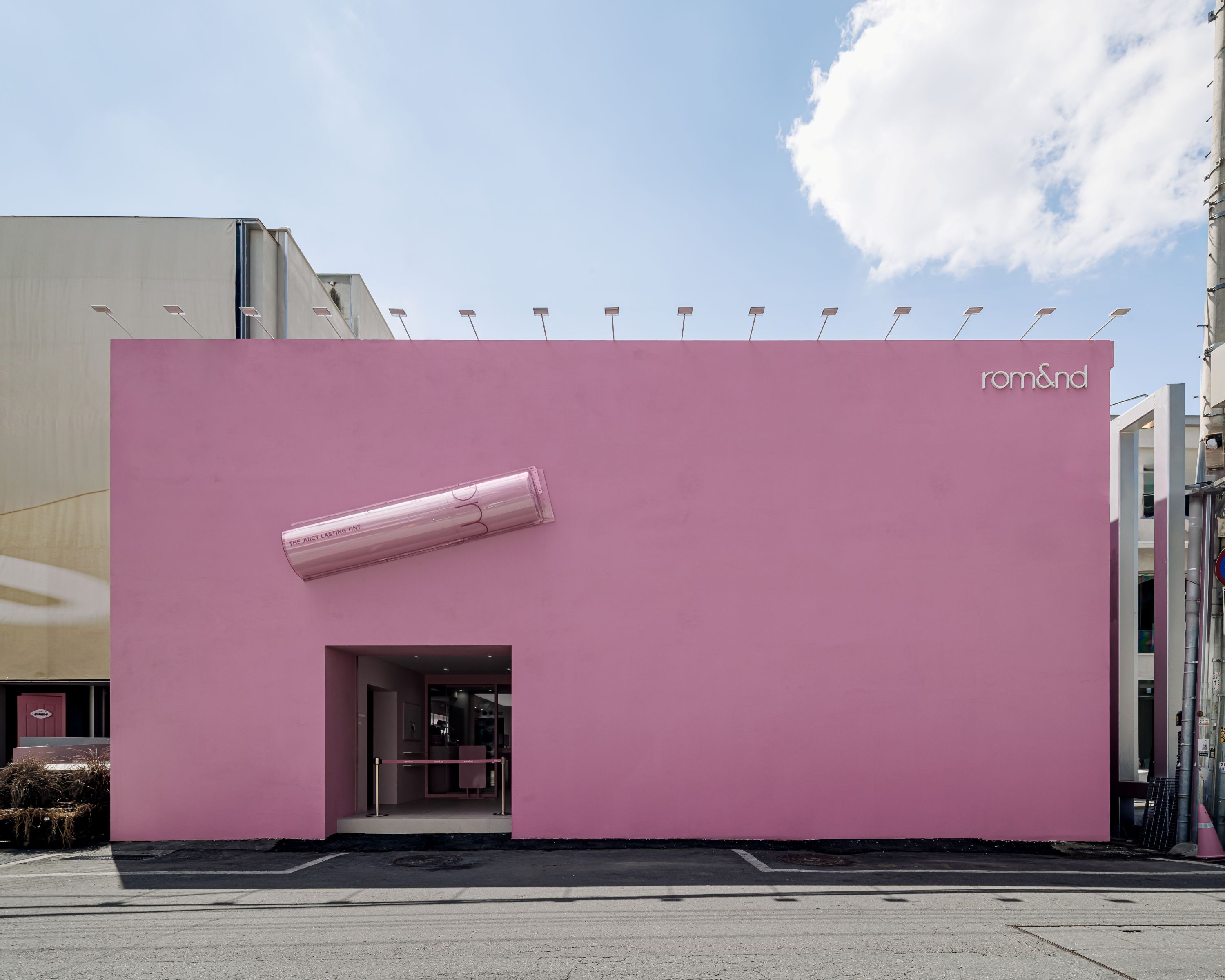 Rom&nd Flagship Store, Pink Office in Seongsu-0