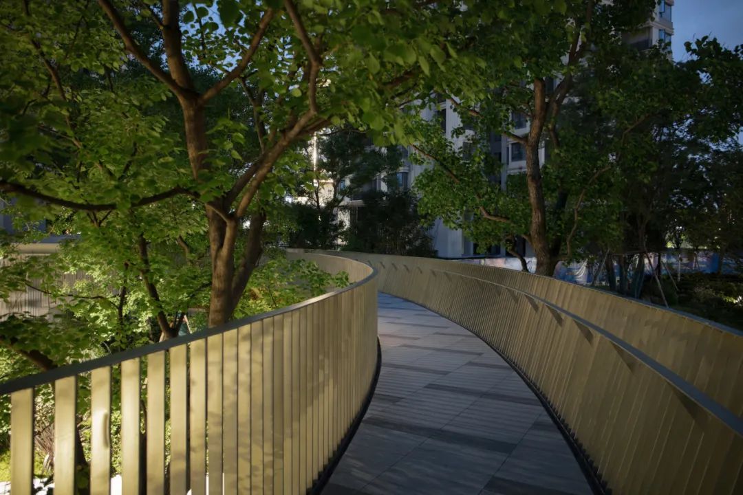 重庆旭辉华宇御璟 • 湖山住宅景观丨中国重庆-30