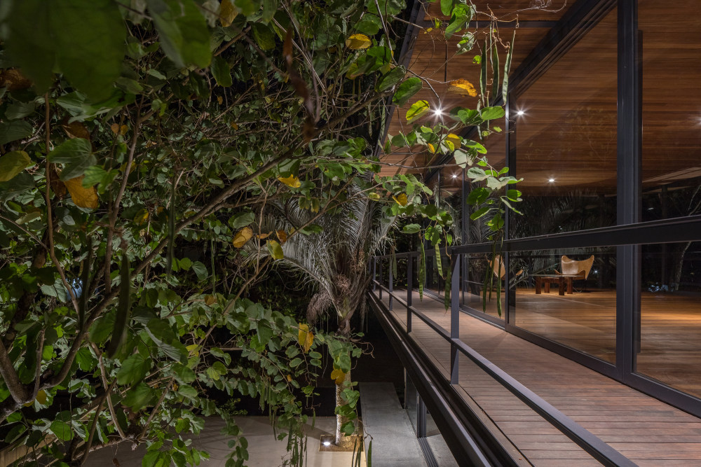 巴西 Labcity 设计工作室打造的原生态石墙住宅-44