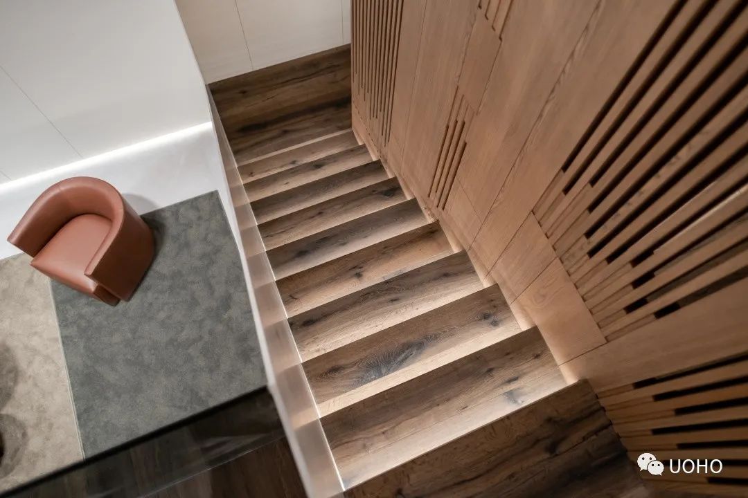 现代原墅生活,自然优雅的木质温暖丨合纵联横-46