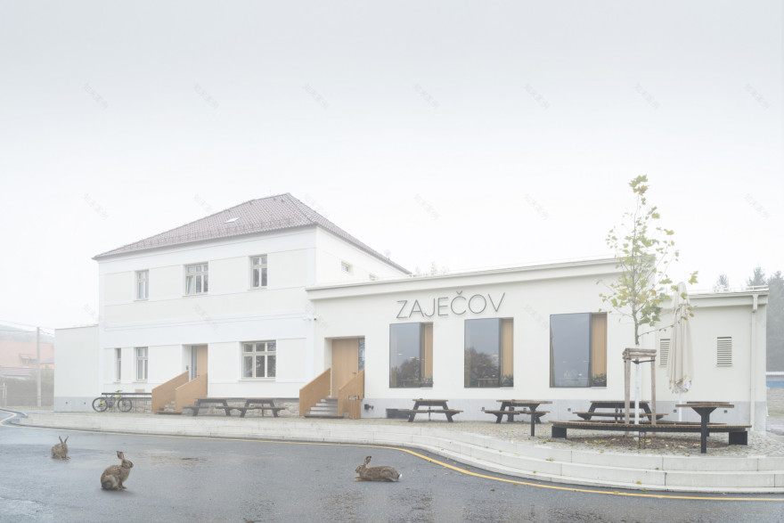 老城区公寓底层诗歌工作室室内设计丨捷克丨collcoll-41