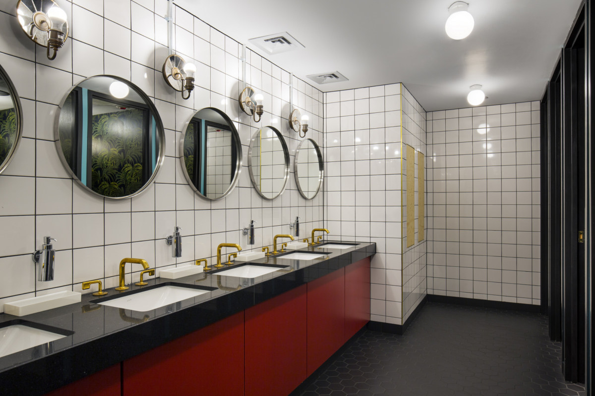 WeWork 沃特豪斯广场联合办公办公室-23