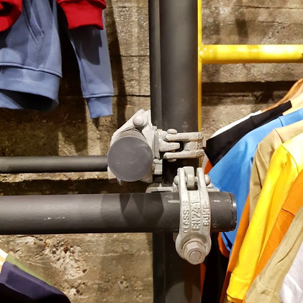 Zuqaq13 服装店室内设计与施工丨URBANO 团队-12