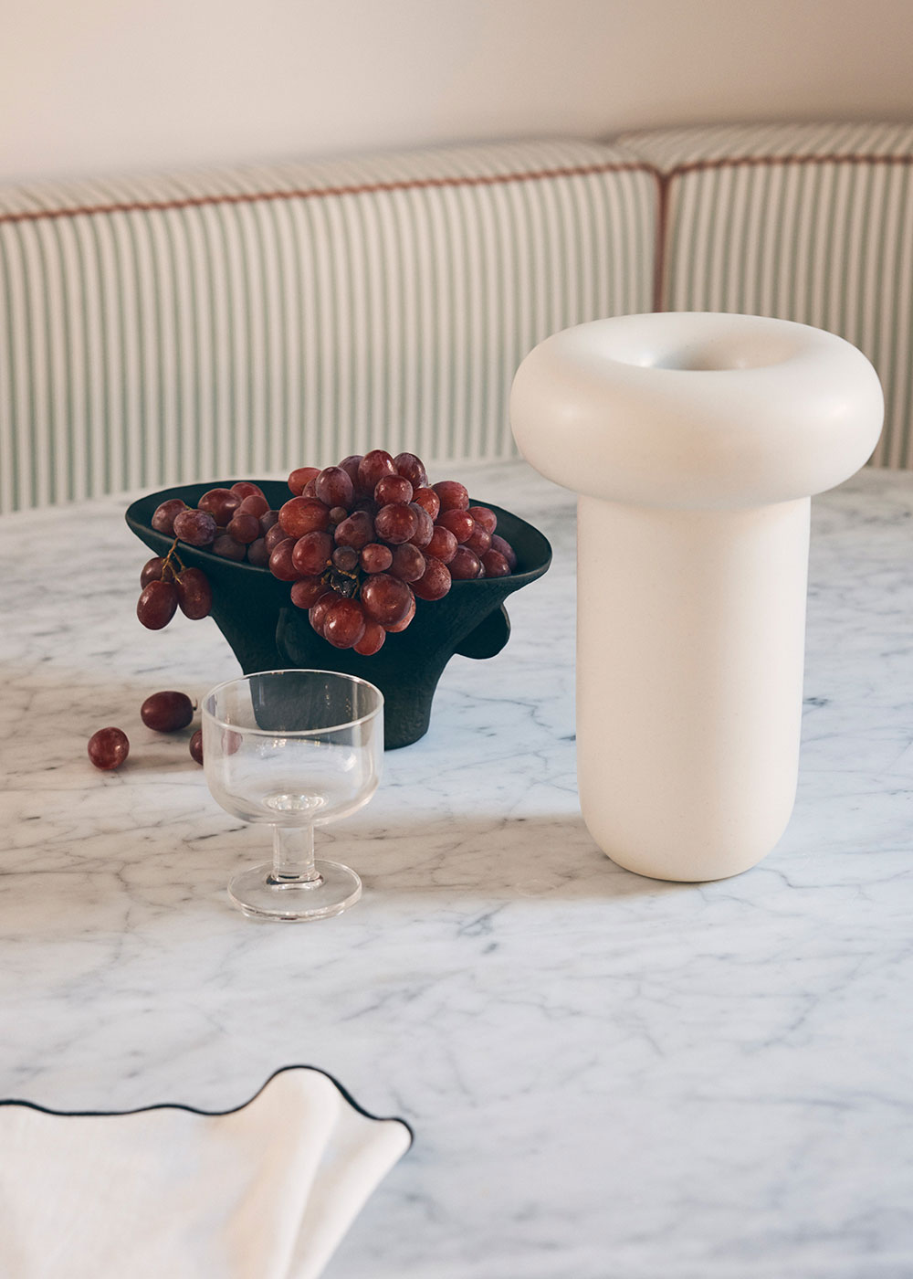 悉尼温馨家居 | 蓝色调与暖色细节的完美融合-12