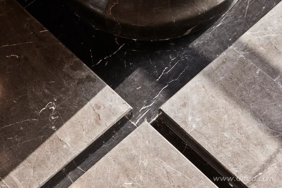 苏州龙湖大境天成销售中心 | 山湖美景融入空间设计-8