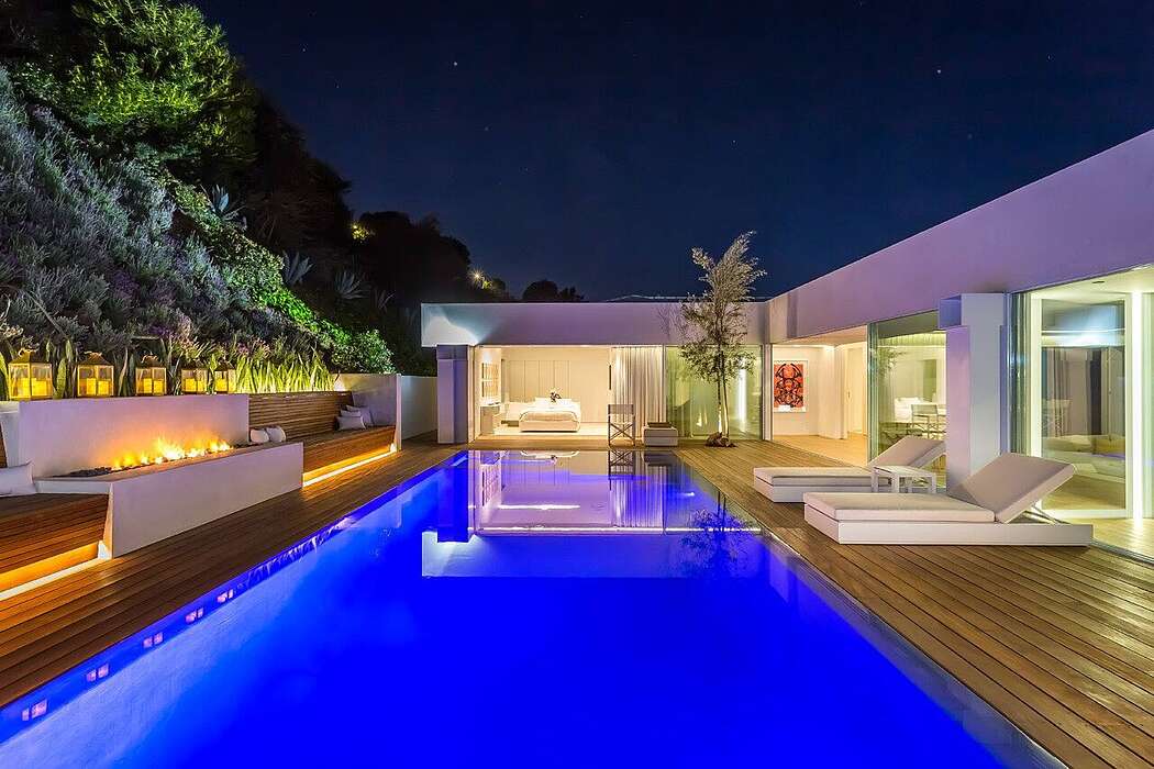 加州中世纪单层住宅的优雅演绎-7