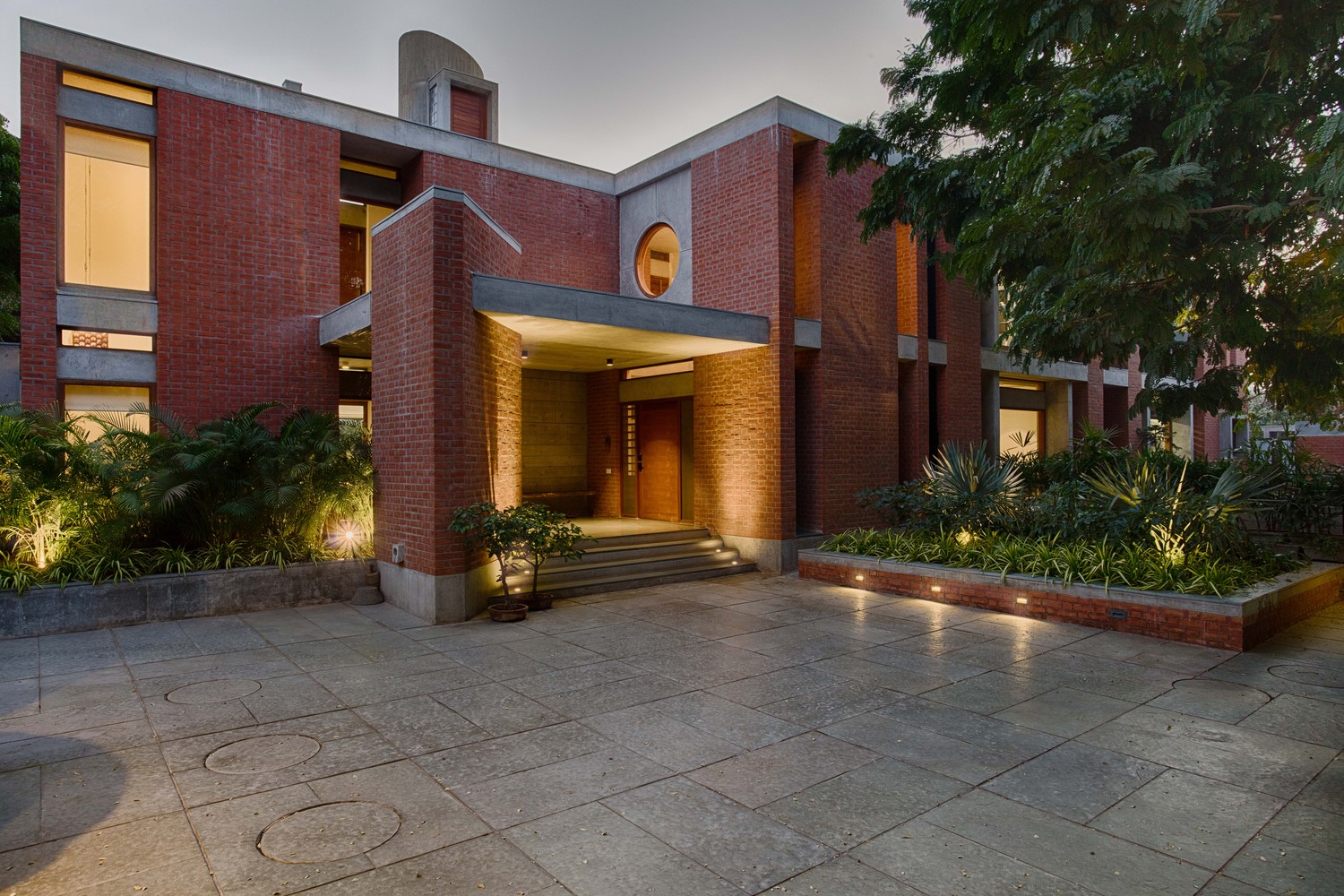 三代同堂的和谐空间——印度 Shaila Patel House-33