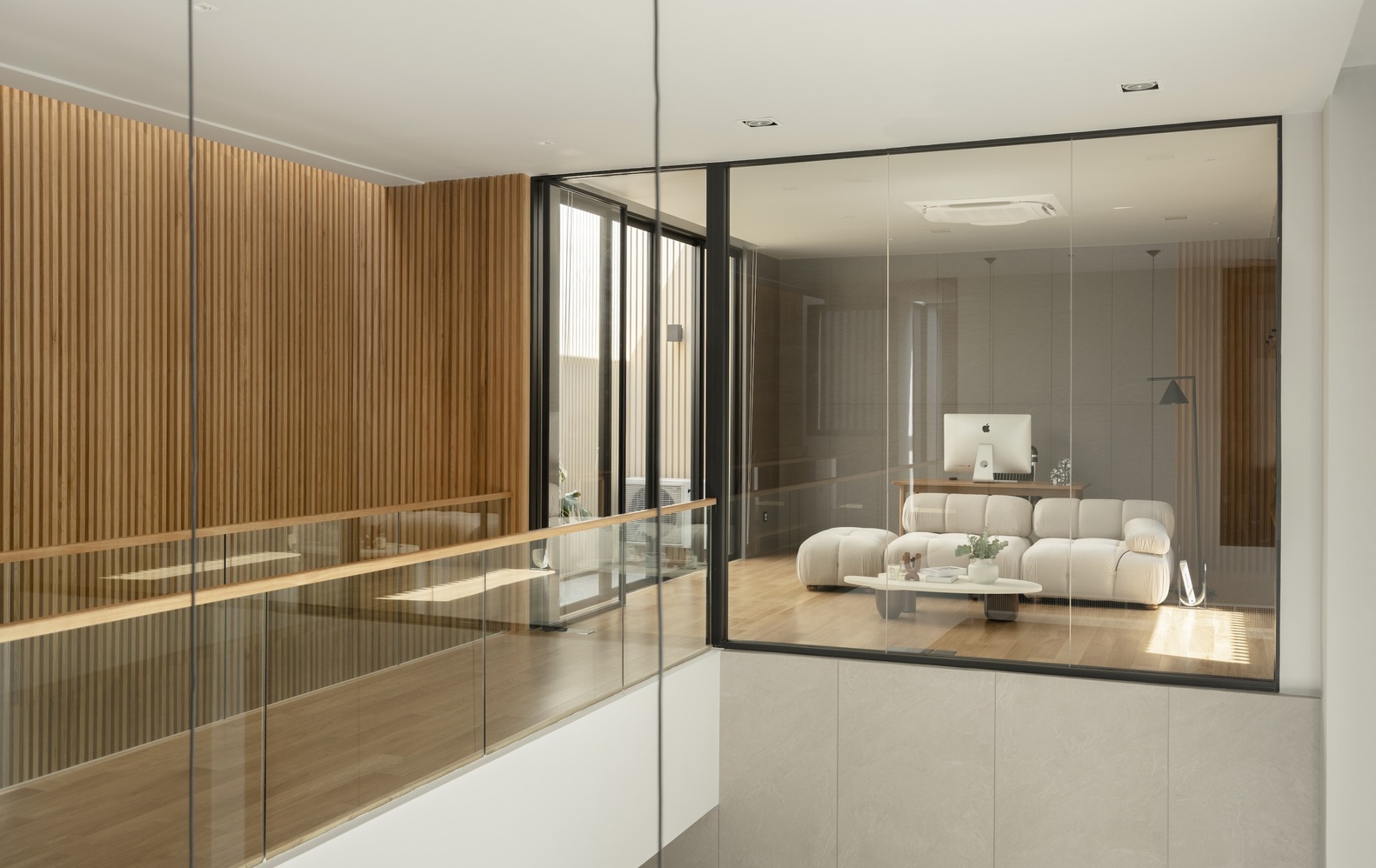 温馨现代的 L 型住宅设计-9