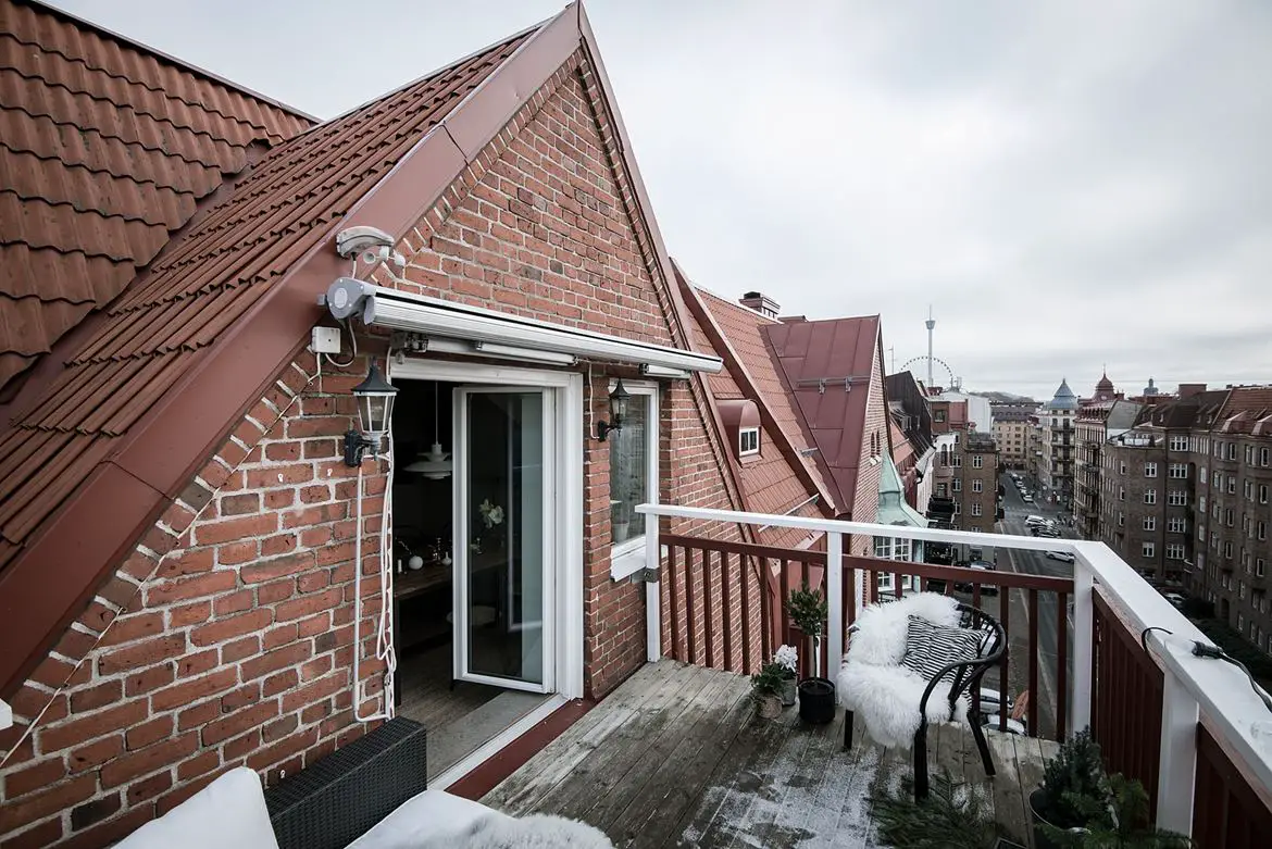 瑞典砖楼顶层公寓 | 旧空间新活力-18