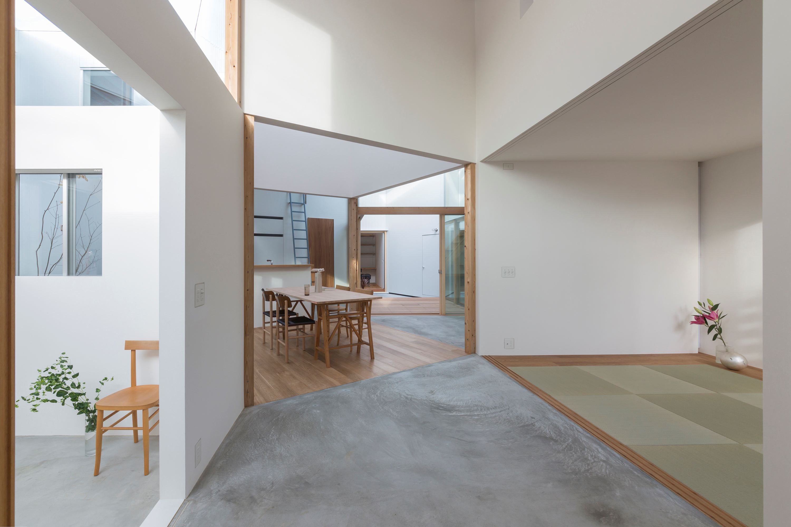 House in Hokusetsu by Tato Architects-6