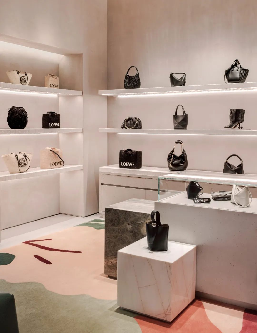 Loewe 休斯敦里弗奥克斯区店铺设计丨美国休斯敦-9