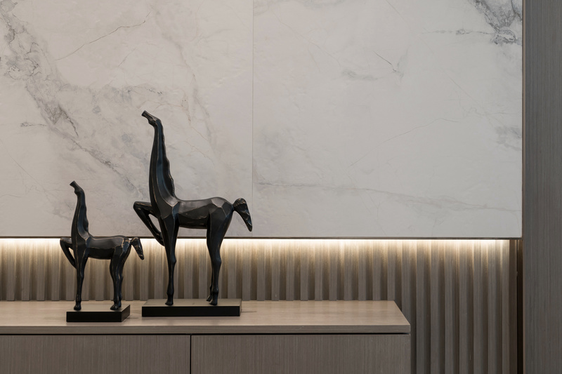 上善若水 | 鸿坤理想城上叠样板间的赖特式有机设计-43