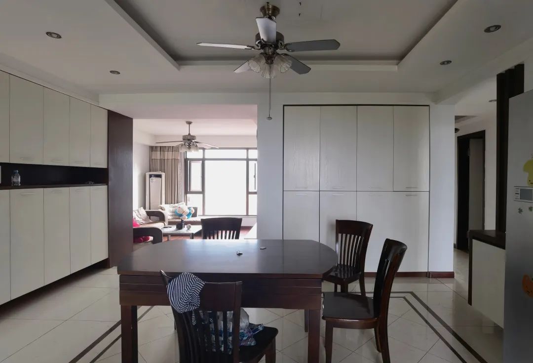 南京香山美墅 · 老小区里的趣味下沉式客厅丨中国南京丨北岩设计-13