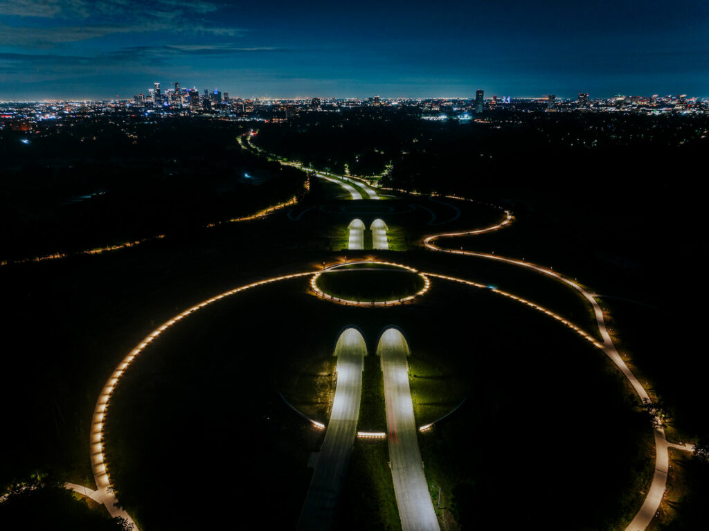 Kinder Land Bridge & Cyvia and Melvyn Wolff Prairie at Memorial Park - Arkitera-23