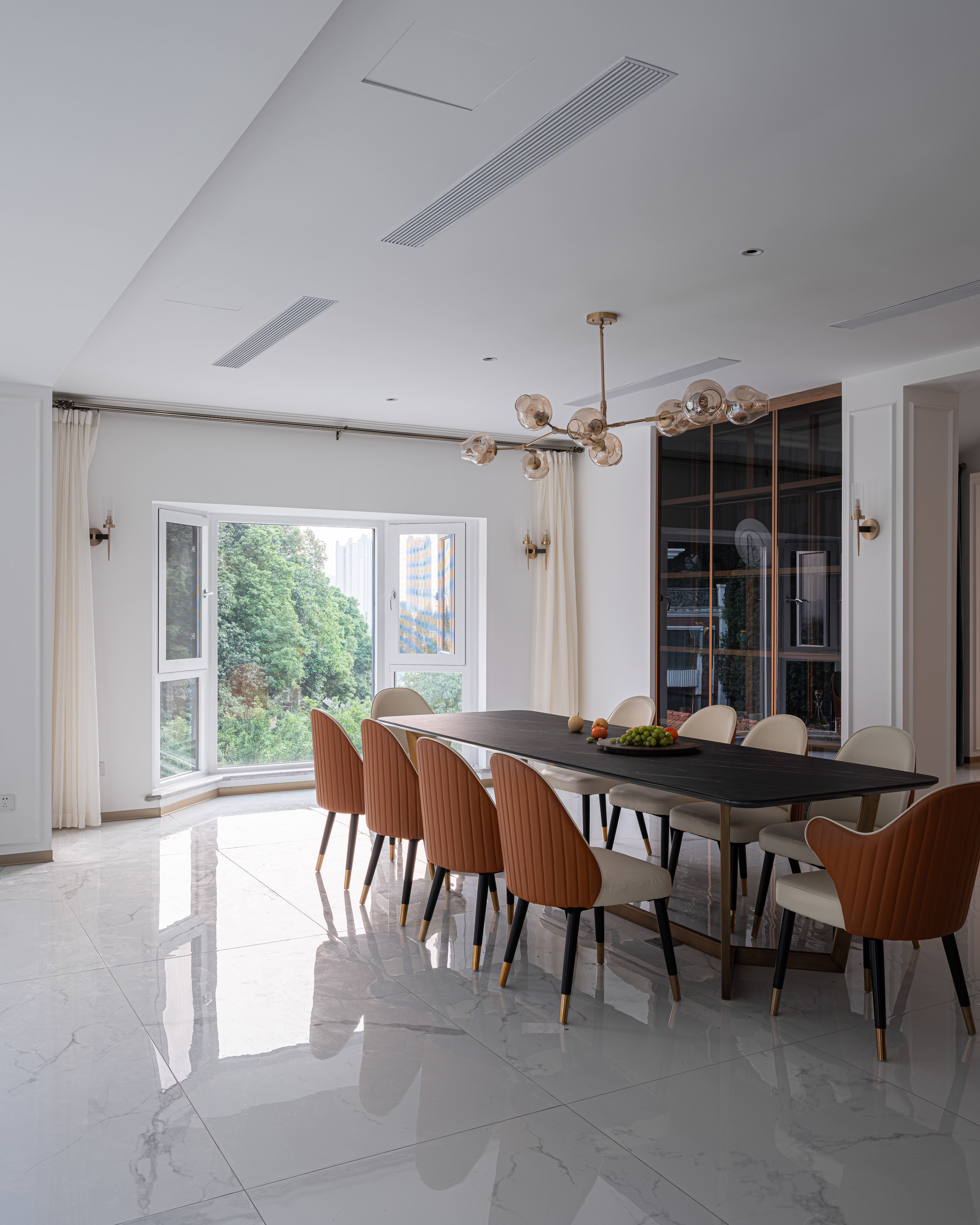 成都初一别墅设计 | 依山而建,巧妙布局,打造优雅现代空间-18