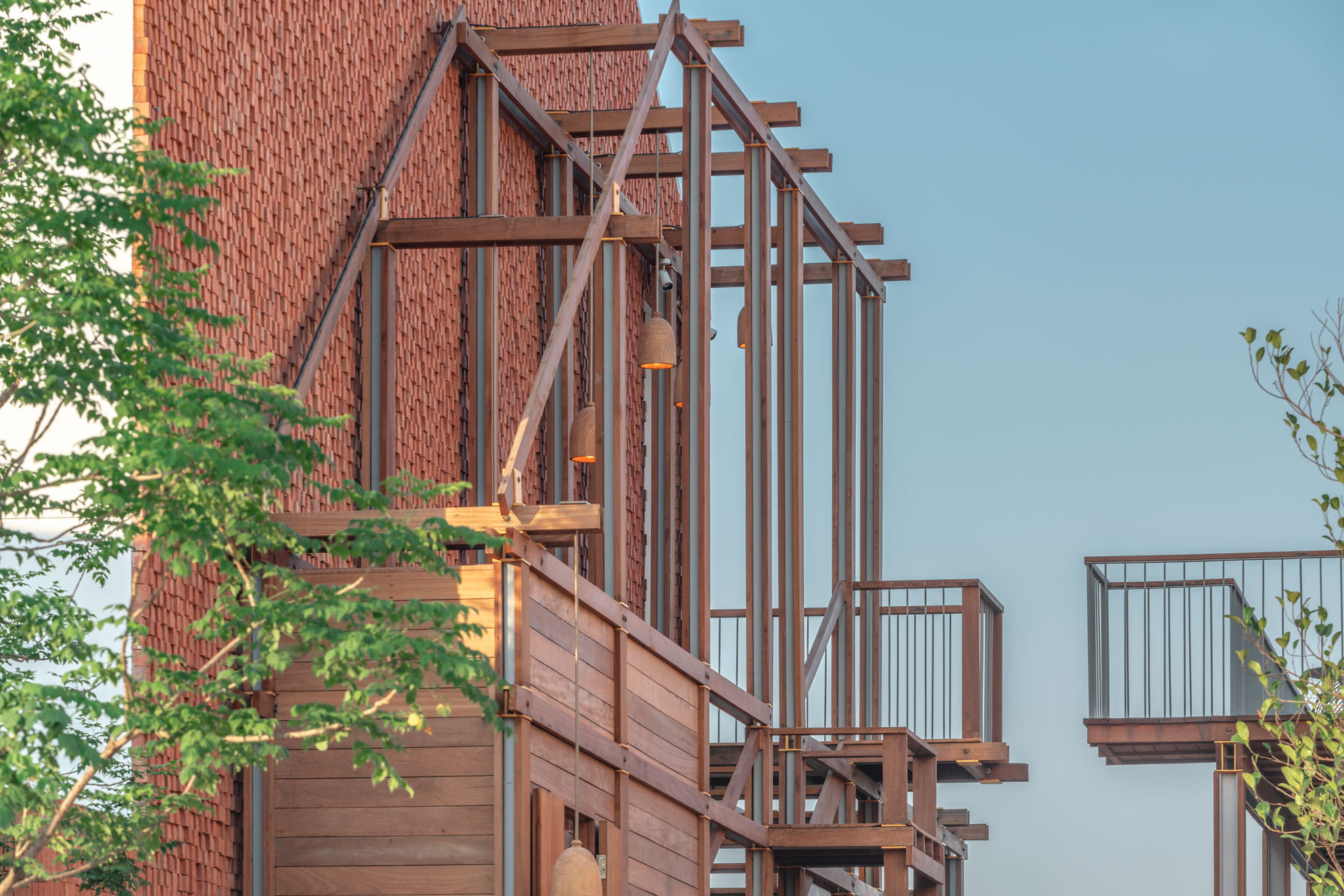 Baan Pomphet Hotel and Restaurant / onion-54