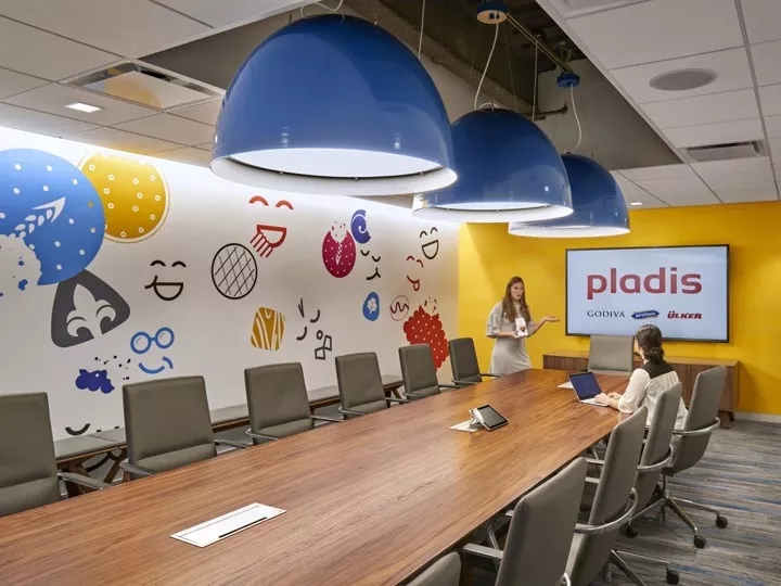 糖果企业 Pladis 北美总部,趣味满分的办公空间设计-13