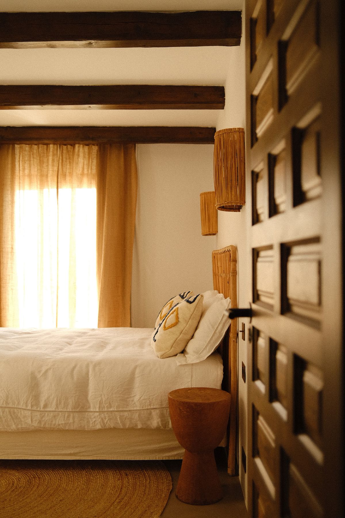 自然风豪华顶层公寓 | 微水泥与木质元素的完美融合-11