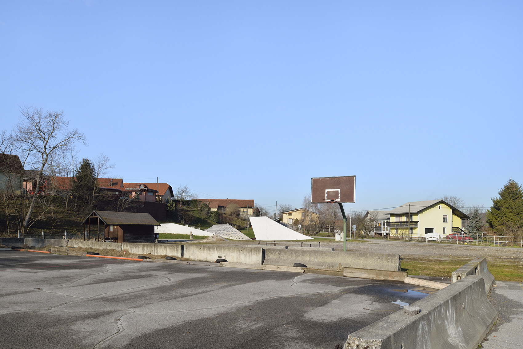 Skorba村民中心，斯洛文尼亚 / ENOTA-45