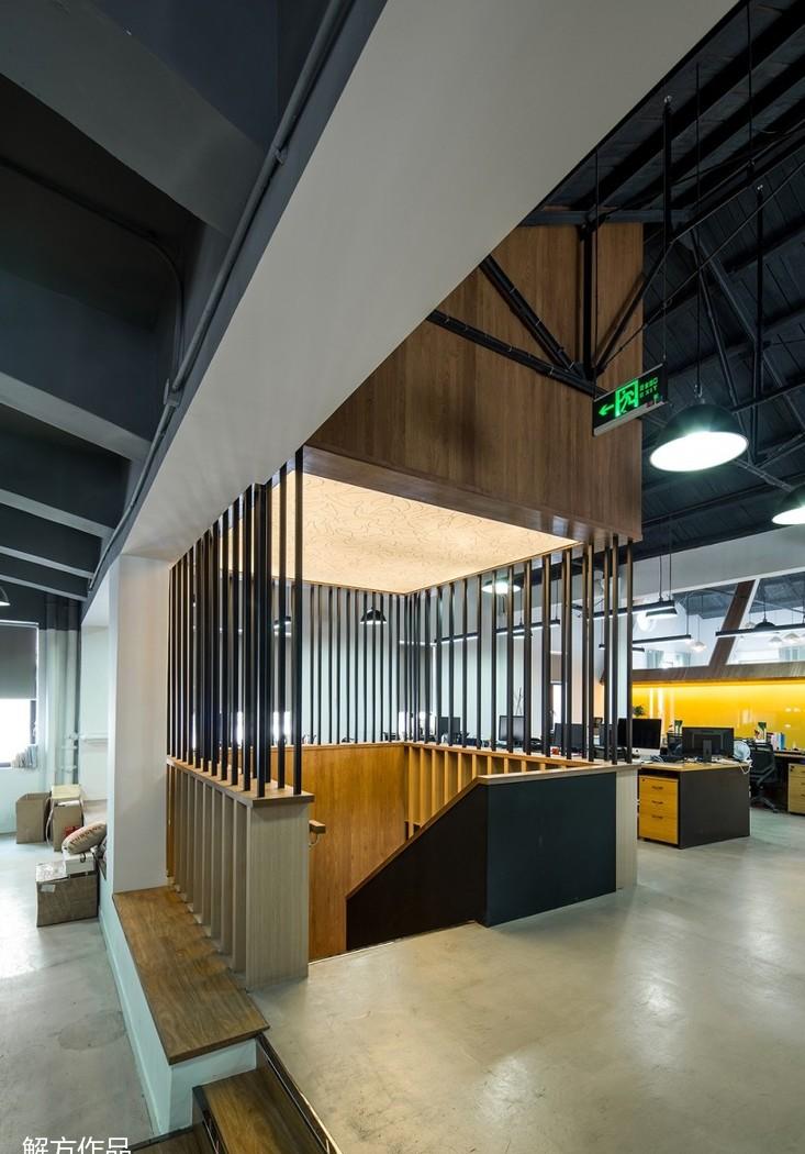 设计公司丨解方设计作品-VML广告公司办公室-8