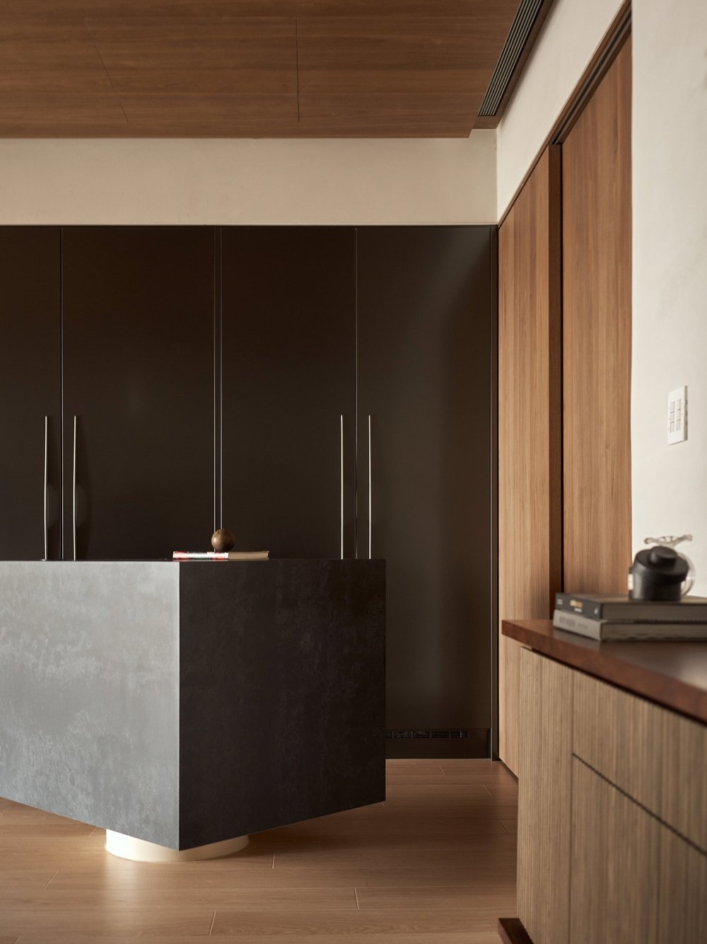 142㎡现代简约，超有复古质感-3