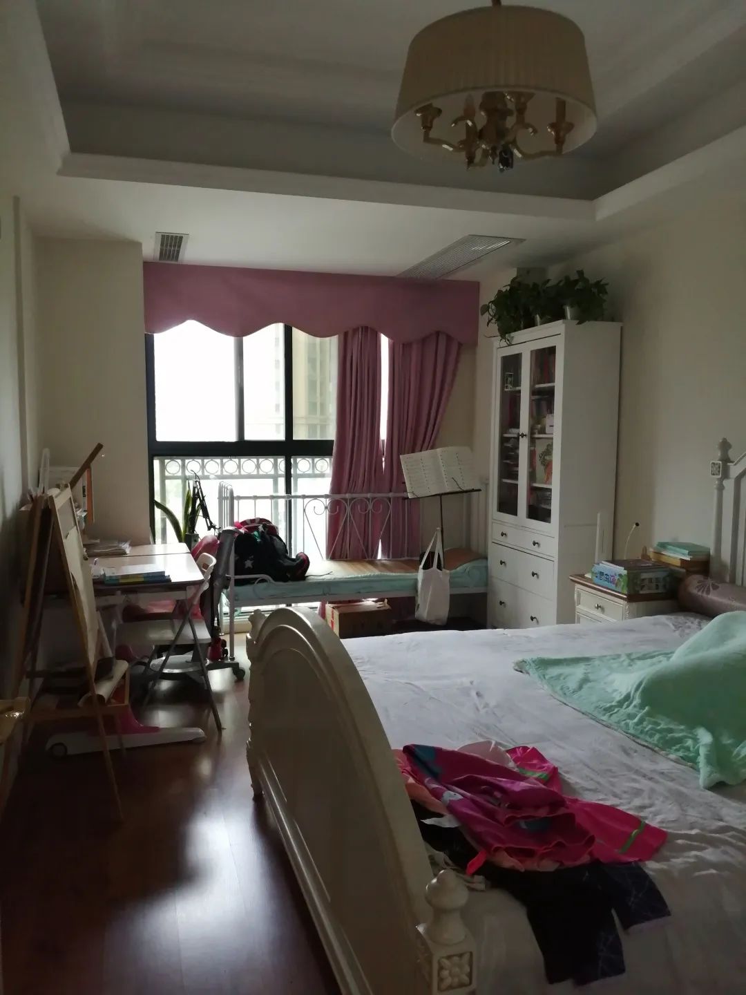 成都高新区现代美式二手房改造 | 温馨阳光，绿意盎然-63