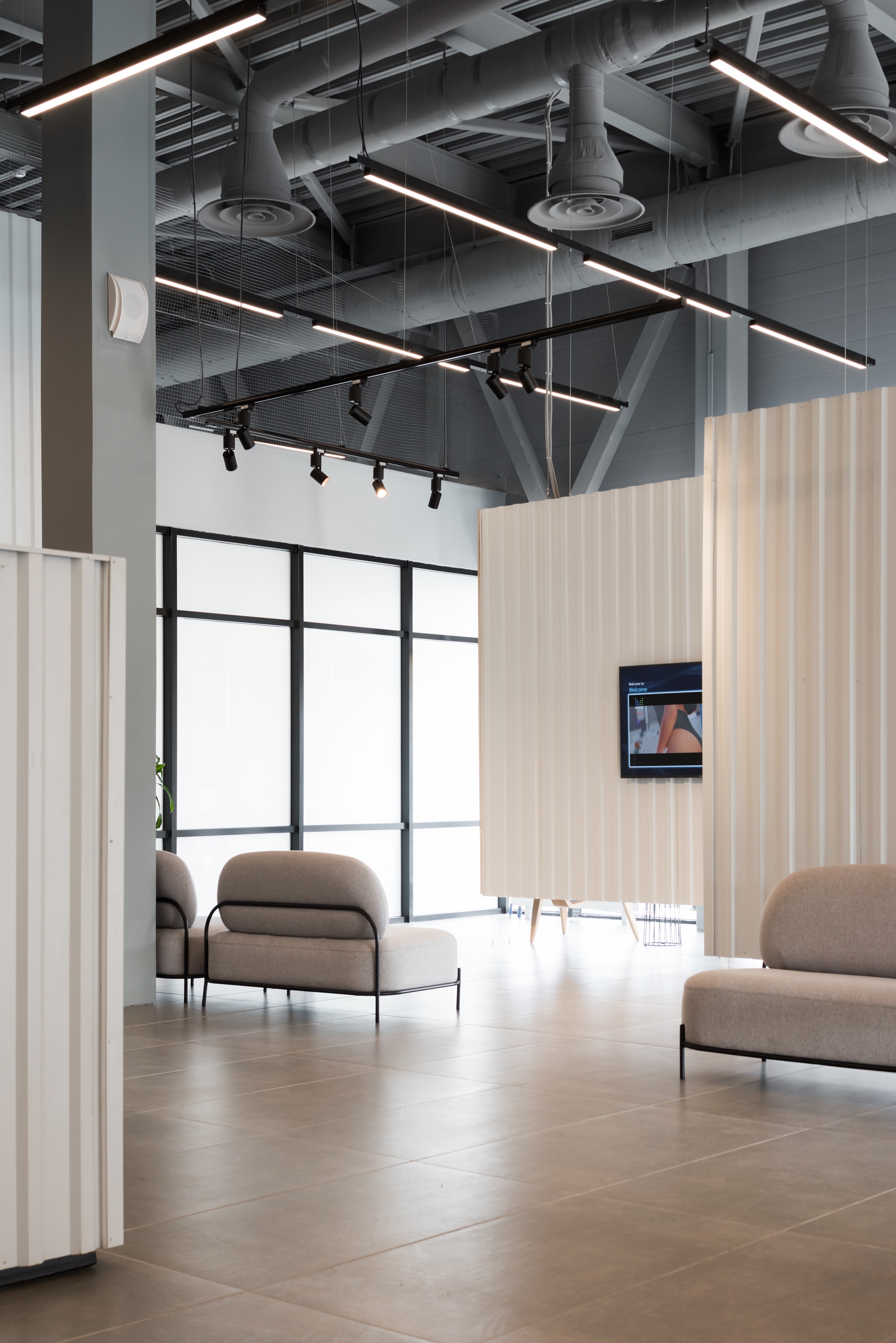 俄罗斯 Yelizovo 机场商务大厅设计-23