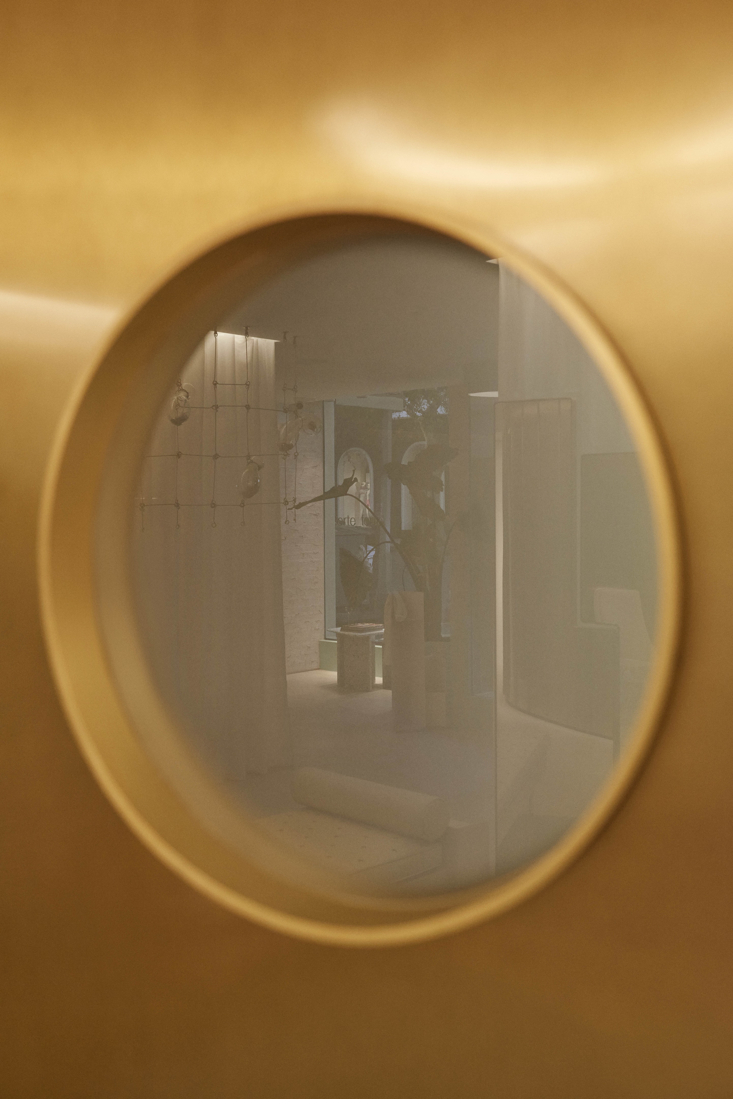 洛杉矶复古建筑中的时尚服装店设计丨美国洛杉矶丨Robert Vattilana-37