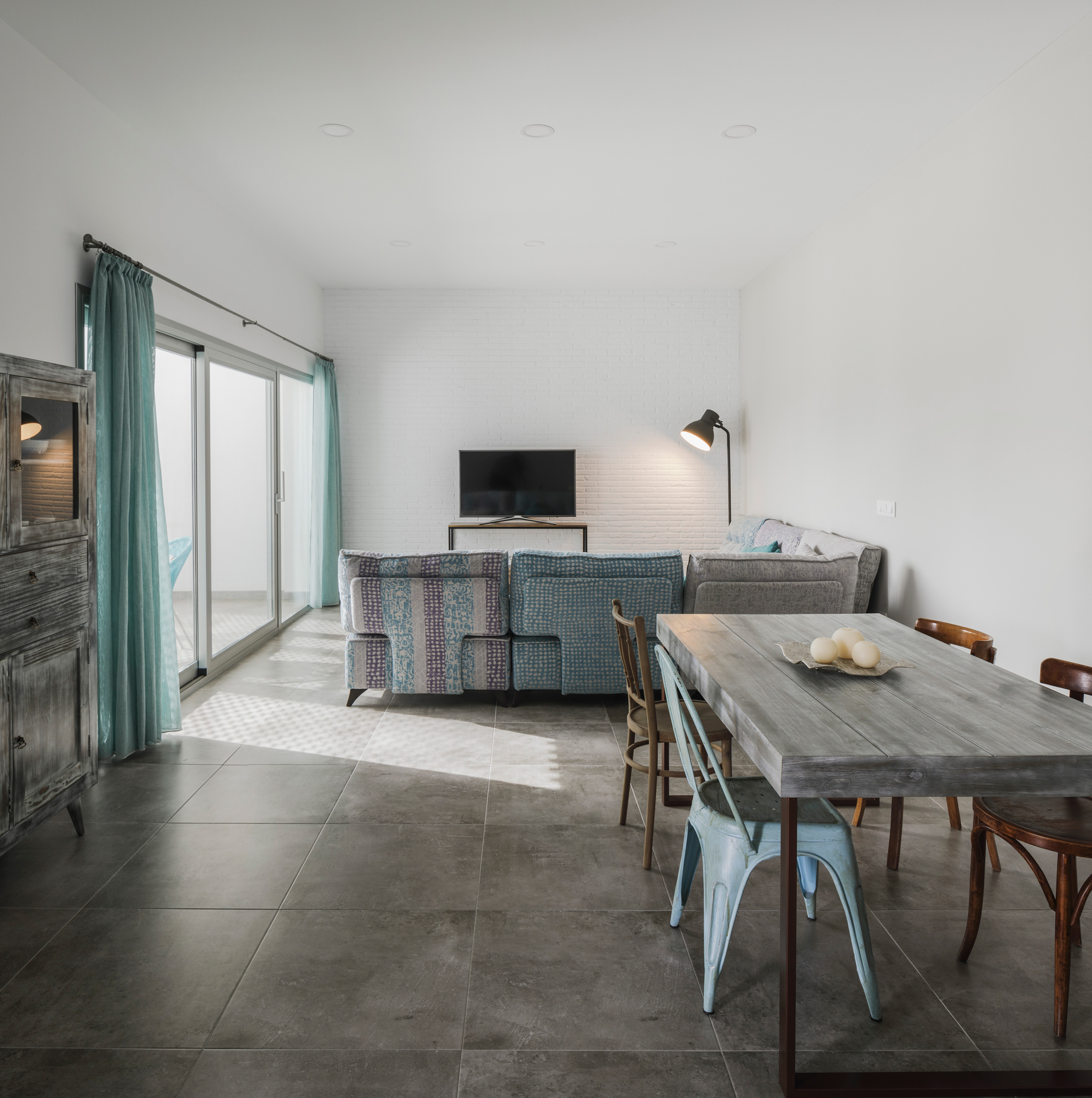 2016 年建造的“卡萨米兰达”住宅，现代简约风格打造私密生活空间-19