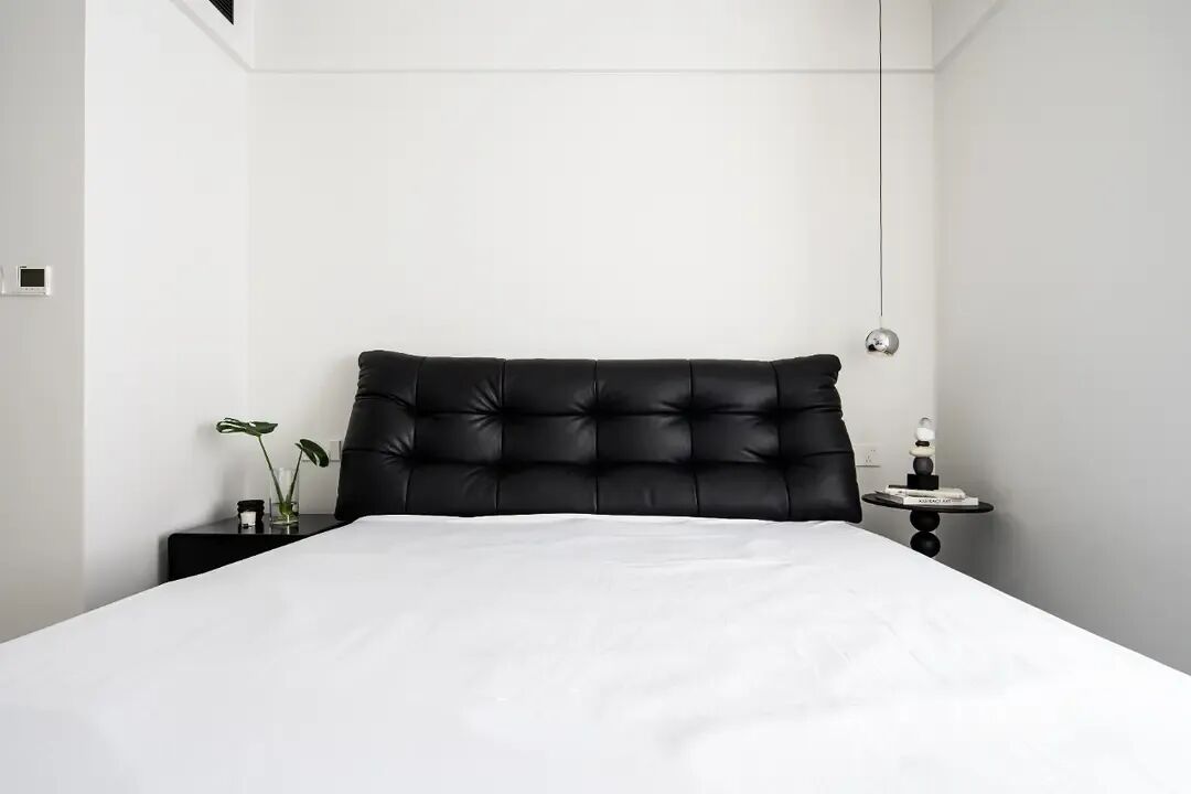 40平小户型现代简约风，卧室解决方案全晒！看过的都说实用！”-18