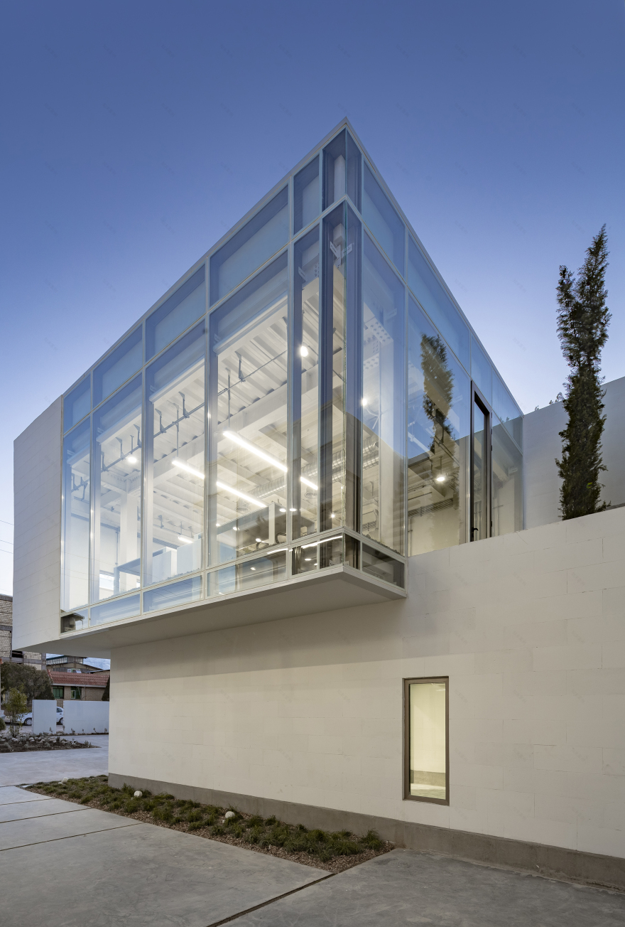 伊朗 Shamim 聚合物工厂丨Davood Boroojeni Office-24