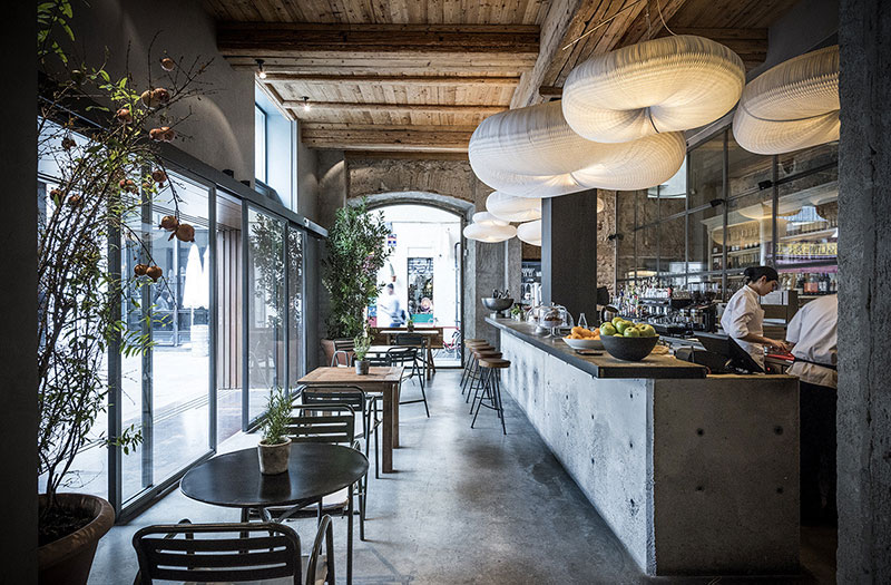 巴塞罗那GATS时尚工业风餐厅-4