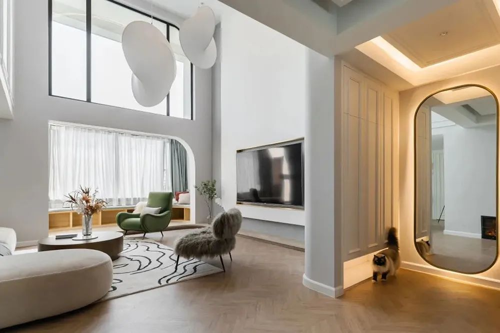 法式浪漫顶楼复式住宅-7