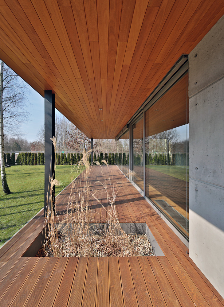 波兰 Konstancin-Jeziorna L 形节能住宅-43