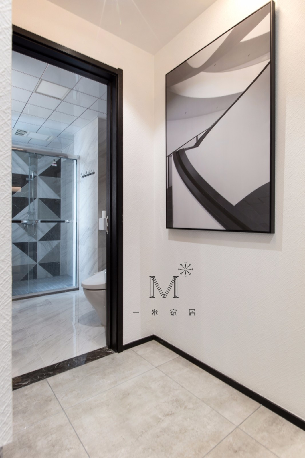 110m²现代极简住宅 | 金属与木质的简约艺术-18