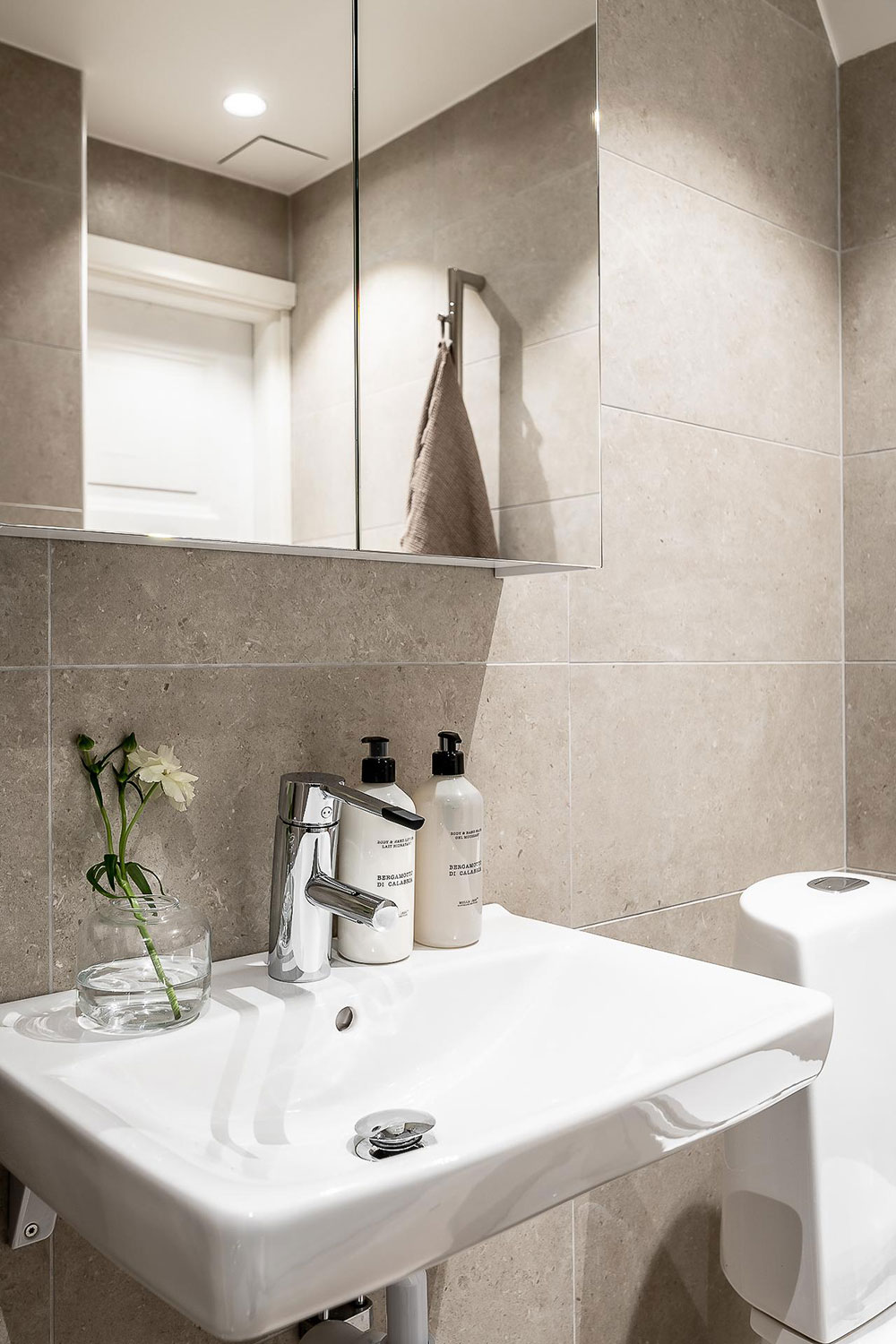 哥德堡 37 平米小公寓的巧妙分区设计-25