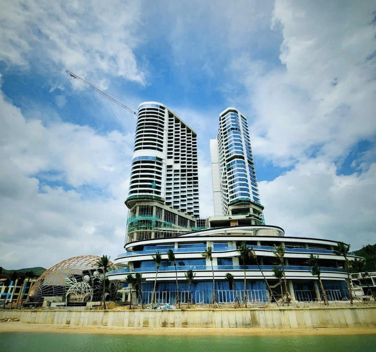 Melia and New world Hotel - Vega City in Vietnam-53