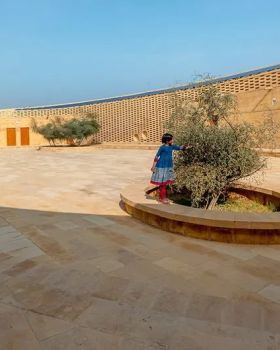 拉杰库马里·拉特纳瓦蒂女子学校丨印度丨Diana Kellogg Architects