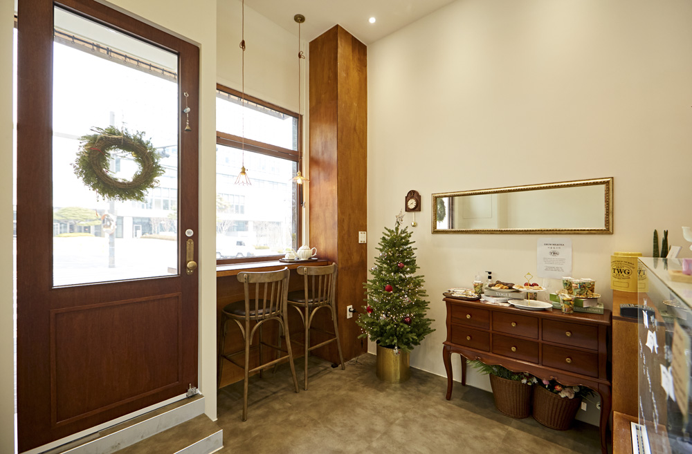 温暧氛围的 11 坪咖啡厅设计-7