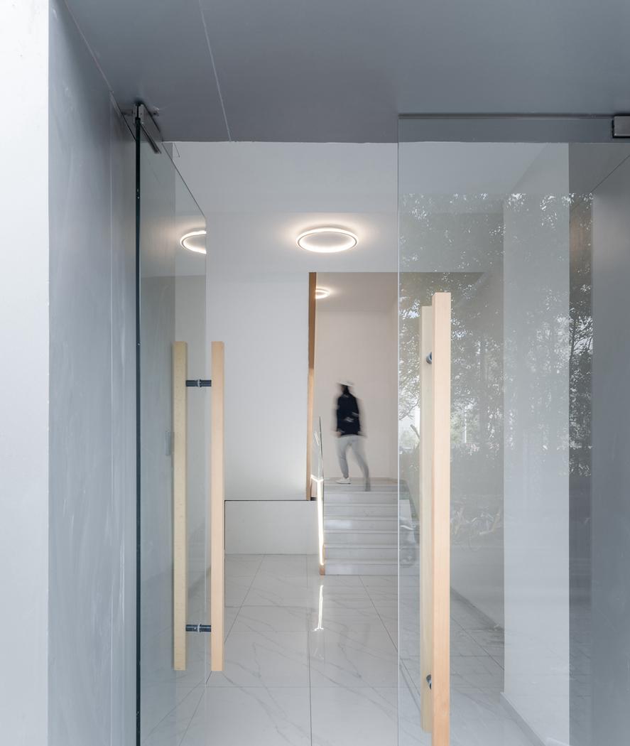 未来科技感高端美容院设计丨研筑国际设计-7